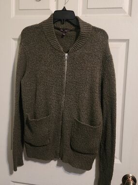 Olivia Sky Olive Green Textured Knit Sweater